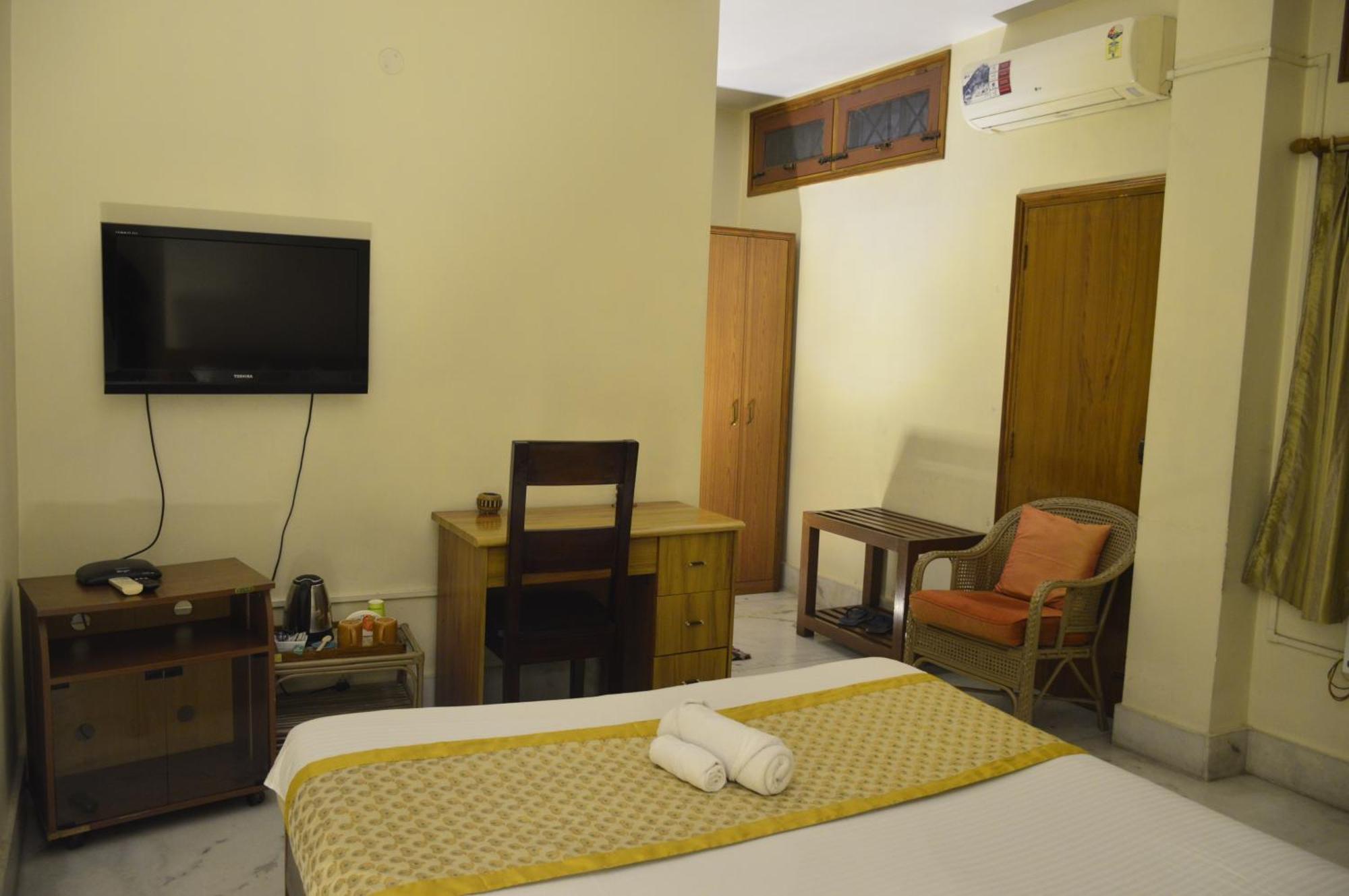River Breeze Home A Comfort Stay Guwahati Exterior foto